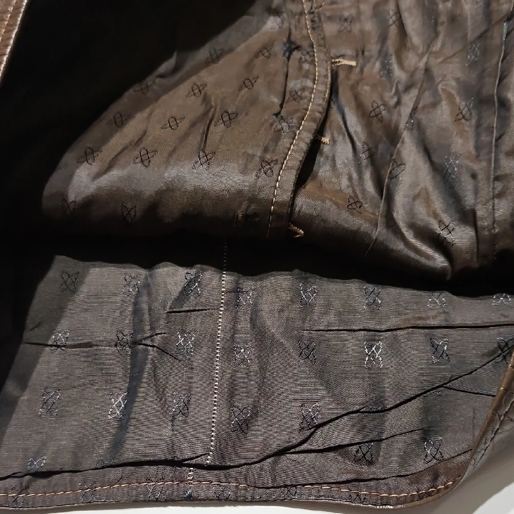 Vintage-Inspired Brown Leather Vest with Button Front